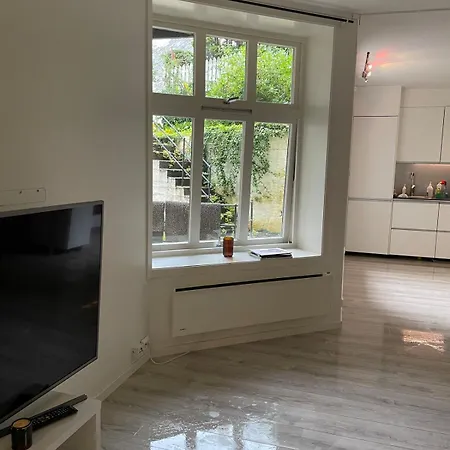 Apartment Bright Modern - Prime Location *